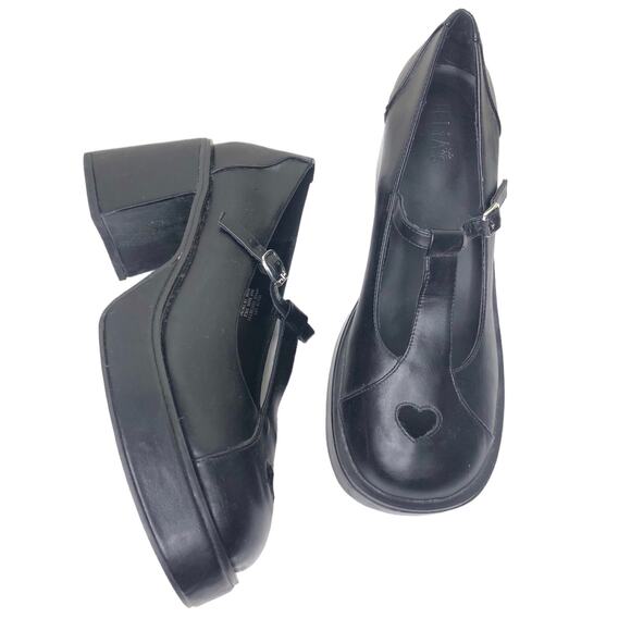 dELia*s Dolls Kill Retro Platform T Strap Mary Jane Black Faux Leather Heart 11 - Picture 1 of 13